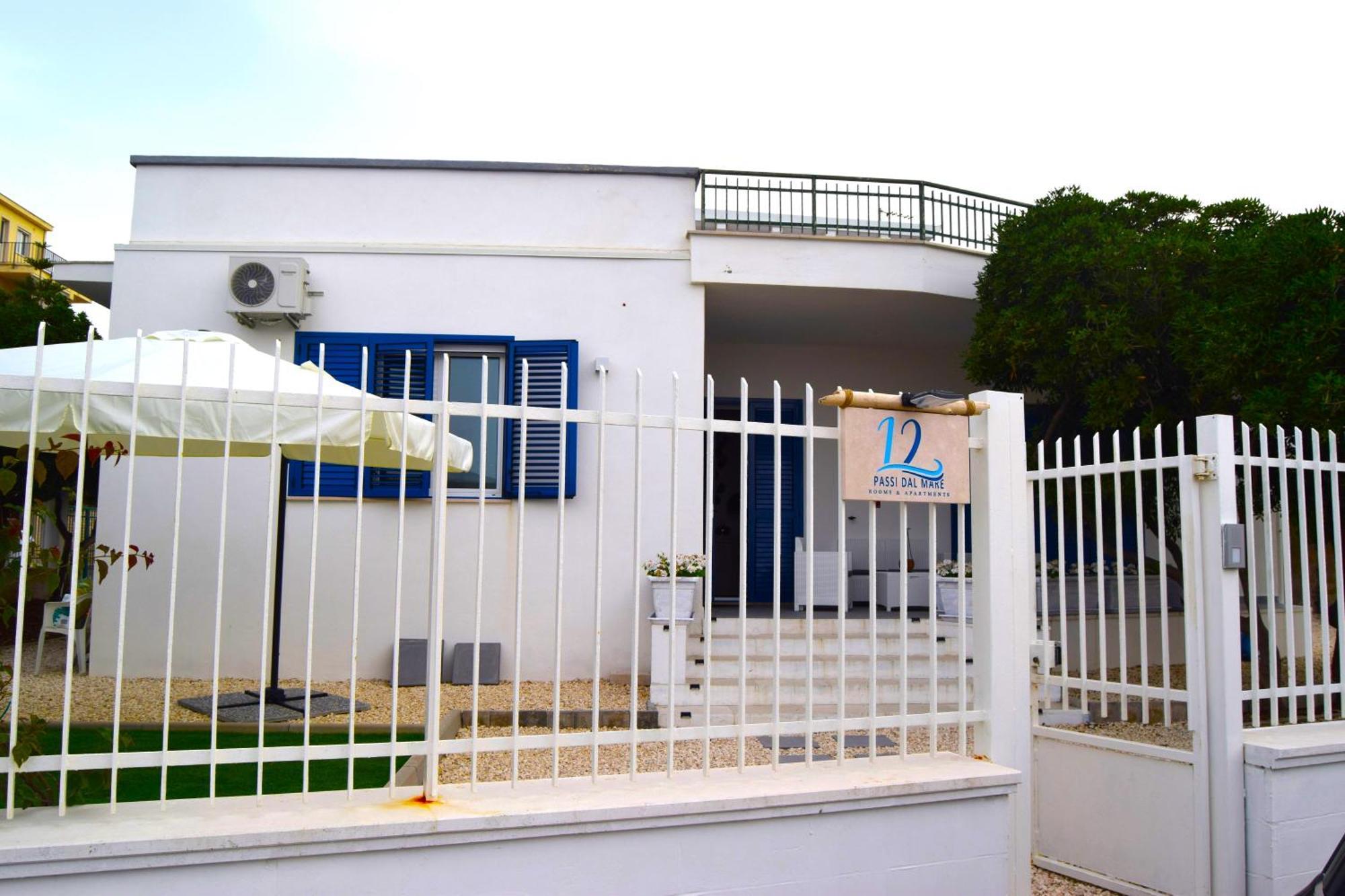 Hotel 12 Passi Dal Mare Bari Exterior foto